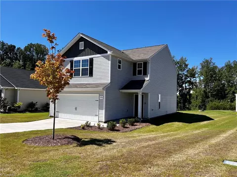 3934 Muddy Creek Dr, Winston Salem, NC 27107
