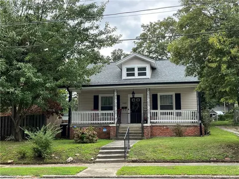 1205 Hamilton St N, High Point, NC 27262