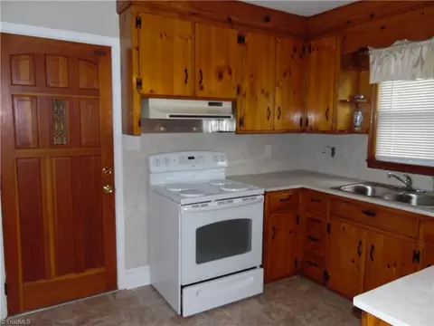 110 Davis Rd, Ruffin, NC 27326 photo 5