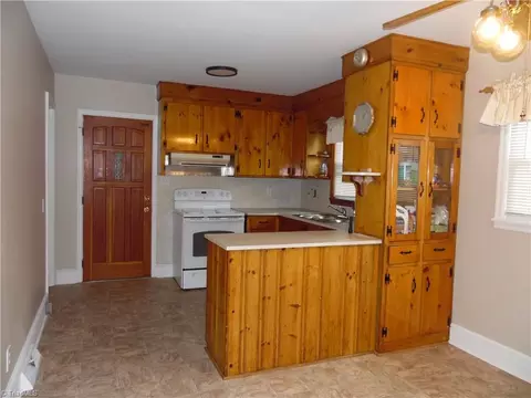 110 Davis Rd, Ruffin, NC 27326 photo 2