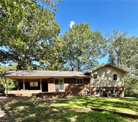 5269 Kimberly Ln, Trinity, NC 27370 photo 4