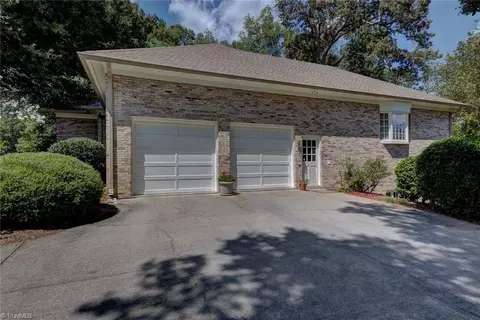 620 Burning Tree Cir, High Point, NC 27265 photo 32