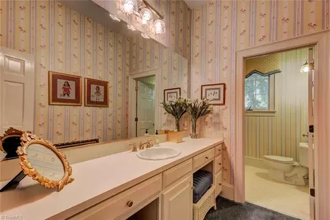 620 Burning Tree Cir, High Point, NC 27265 photo 24