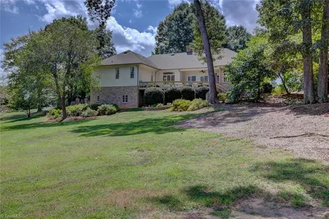 620 Burning Tree Cir, High Point, NC 27265 photo 34