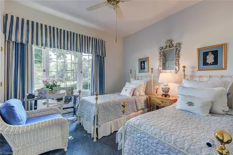 620 Burning Tree Cir, High Point, NC 27265 photo 22