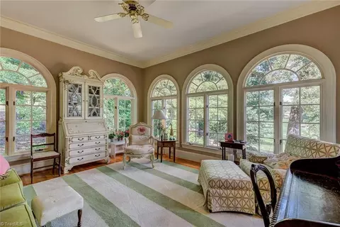 620 Burning Tree Cir, High Point, NC 27265 photo 11