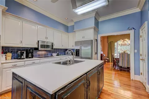 620 Burning Tree Cir, High Point, NC 27265 photo 17