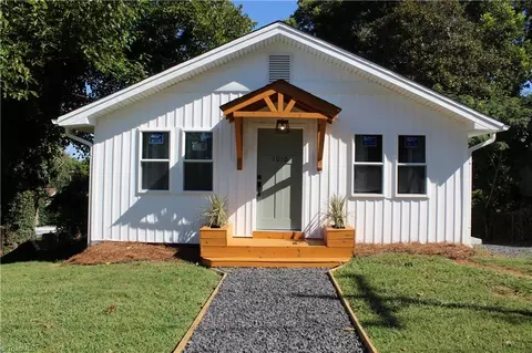 1010 Lindsey St, Reidsville, NC 27320