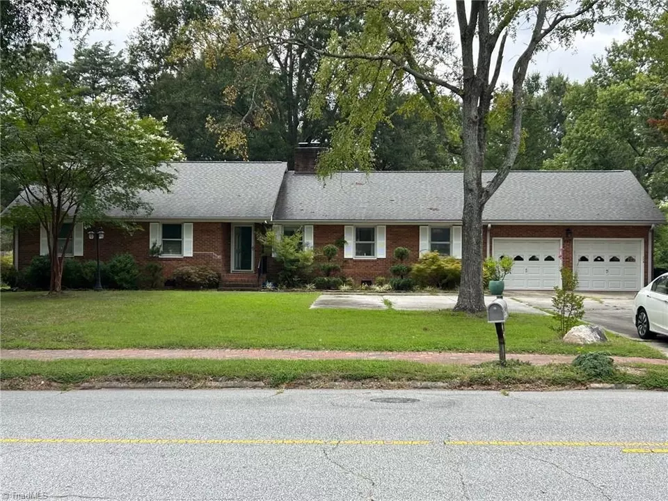 407 Guilford Rd, Jamestown, NC 27282 10 Photos Movoto