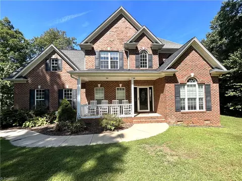 1333 Plantation Ct, Randleman, NC 27317