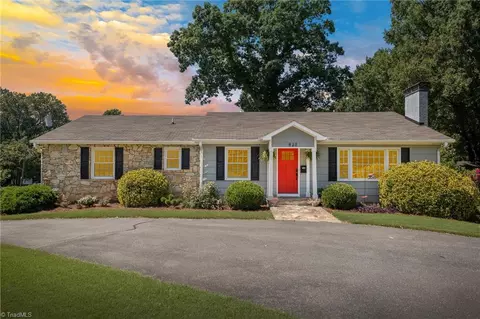 826 Wellington Rd, Winston Salem, NC 27106