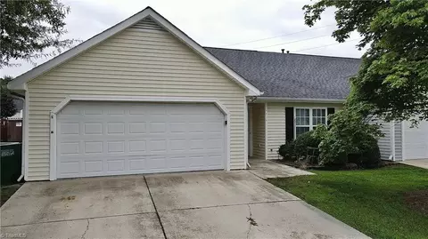 4424 Single Tree Ln, High Point, NC 27265
