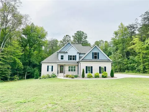 2872 Oak Ridge Rd, Oak Ridge, NC 27310