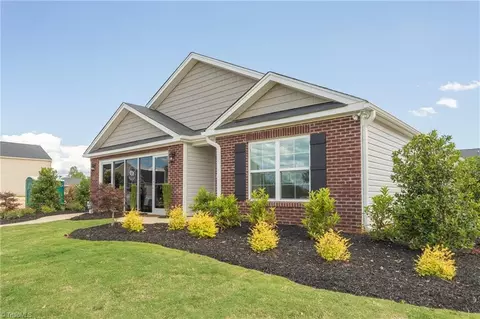 3214 Mallory Dr #367, Haw River, NC 27258