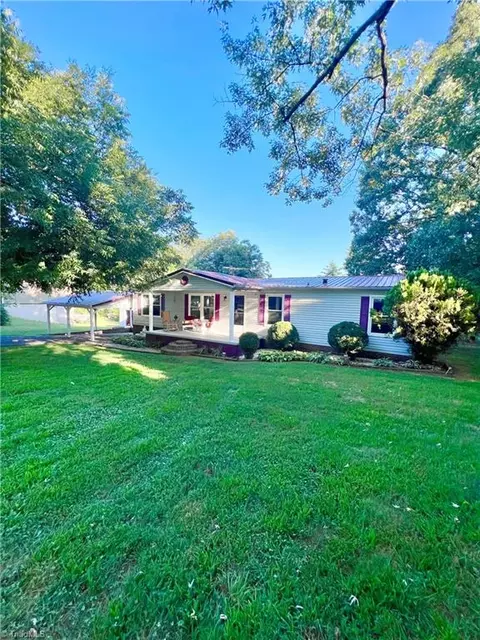 2981 Eddington Rd, Granite Falls, NC 28630