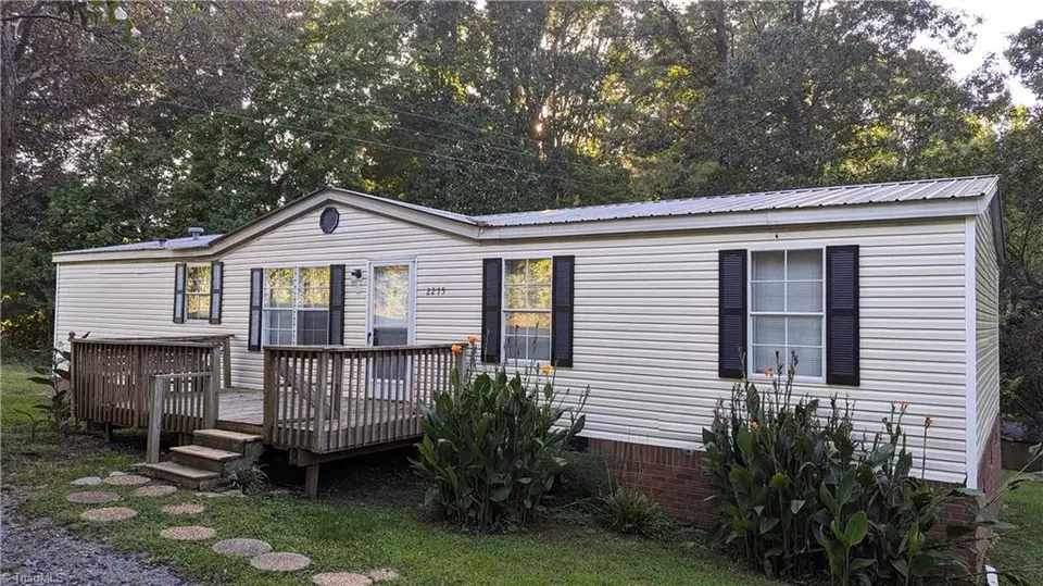 2275 Old County Farm Rd, Sophia, NC 27350 24 Photos Movoto