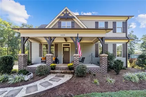 1619 Scalesville Rd, Summerfield, NC 27358