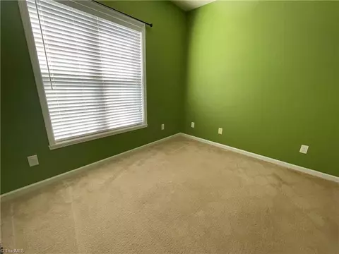 216 Pilot Bluff Dr, King, NC 27021 photo 8
