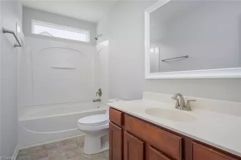 2471 Ingleside Dr, High Point, NC 27265 photo 24