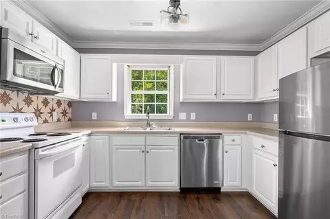 3858 Eagle Glen Rd, High Point, NC 27265 photo 7