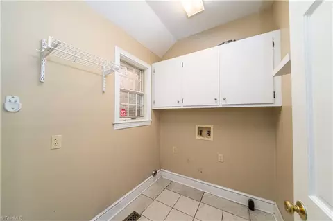 706 Florham Dr, High Point, NC 27262 photo 8