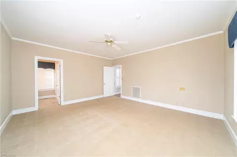706 Florham Dr, High Point, NC 27262 photo 10