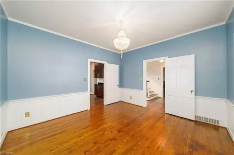 706 Florham Dr, High Point, NC 27262 photo 4