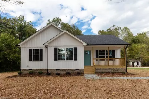 4509 Pliney Farlow Rd, Trinity, NC 27370
