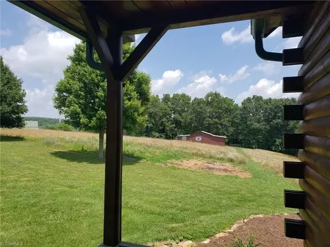 512 Vass Mill Rd, Laurel Fork, VA 24352 photo 43