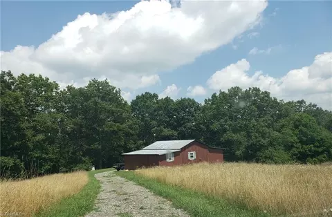 512 Vass Mill Rd, Laurel Fork, VA 24352 photo 44