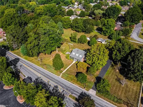 809 Oakview Rd, High Point, NC 27265 photo 47