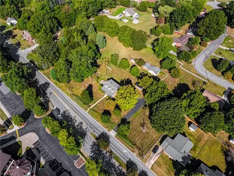 809 Oakview Rd, High Point, NC 27265 photo 49