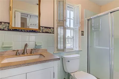 809 Oakview Rd, High Point, NC 27265 photo 29