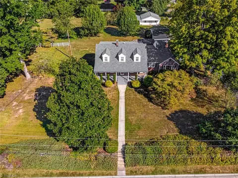 809 Oakview Rd, High Point, NC 27265 photo 45