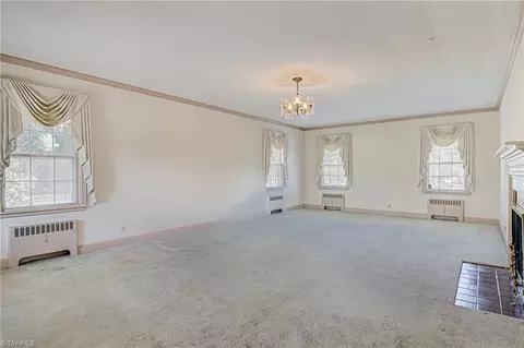 809 Oakview Rd, High Point, NC 27265 photo 6