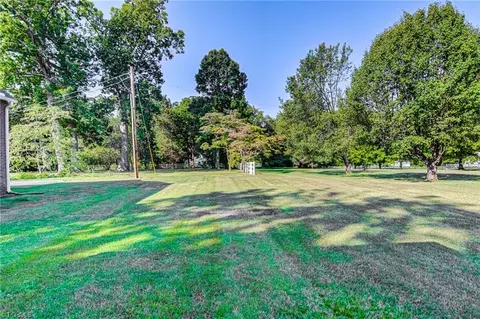 809 Oakview Rd, High Point, NC 27265 photo 44