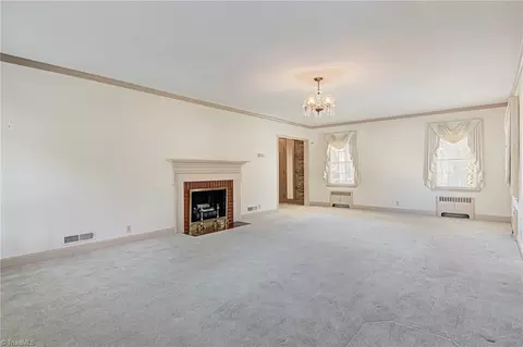 809 Oakview Rd, High Point, NC 27265 photo 7