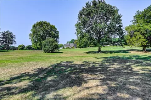 603 Burning Tree Cir, High Point, NC 27265 photo 34