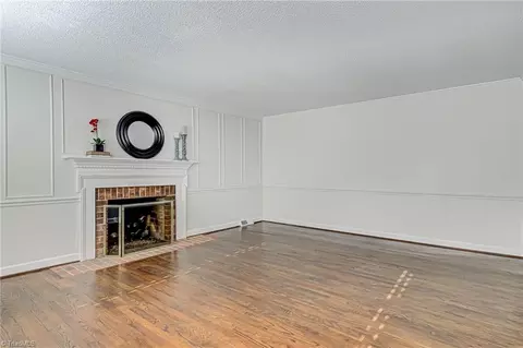 603 Burning Tree Cir, High Point, NC 27265 photo 5