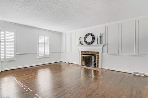 603 Burning Tree Cir, High Point, NC 27265 photo 7