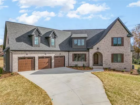 8099 Paso Fino Trl, Summerfield, NC 27358