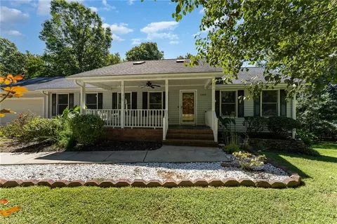 8400 Winding Hill Dr, Stokesdale, NC 27357