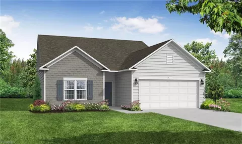 149 Altavista Dr, Clemmons, NC 27012