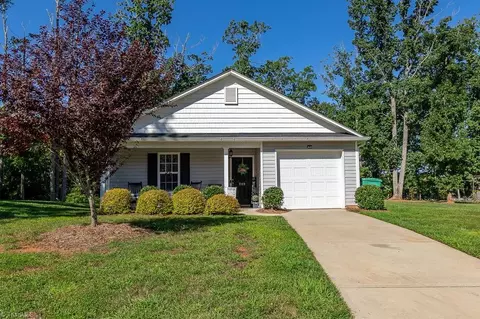 289 Kenlon Ct, Madison, NC 27025