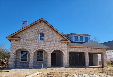 118 Morning Star Dr, Advance, NC 27006