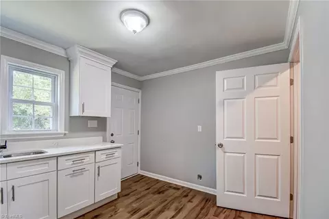 106 Fraley Rd, High Point, NC 27263 photo 11