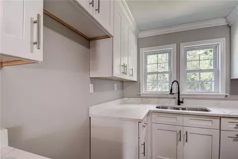 106 Fraley Rd, High Point, NC 27263 photo 18