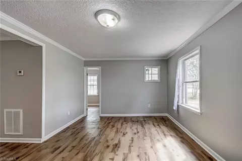 106 Fraley Rd, High Point, NC 27263 photo 7