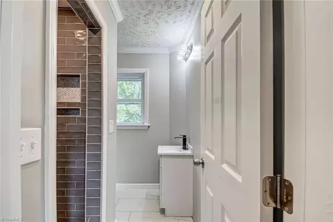 106 Fraley Rd, High Point, NC 27263 photo 27