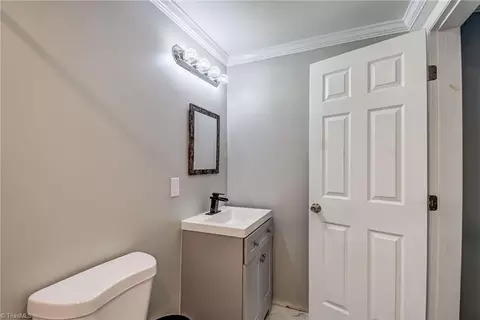106 Fraley Rd, High Point, NC 27263 photo 26